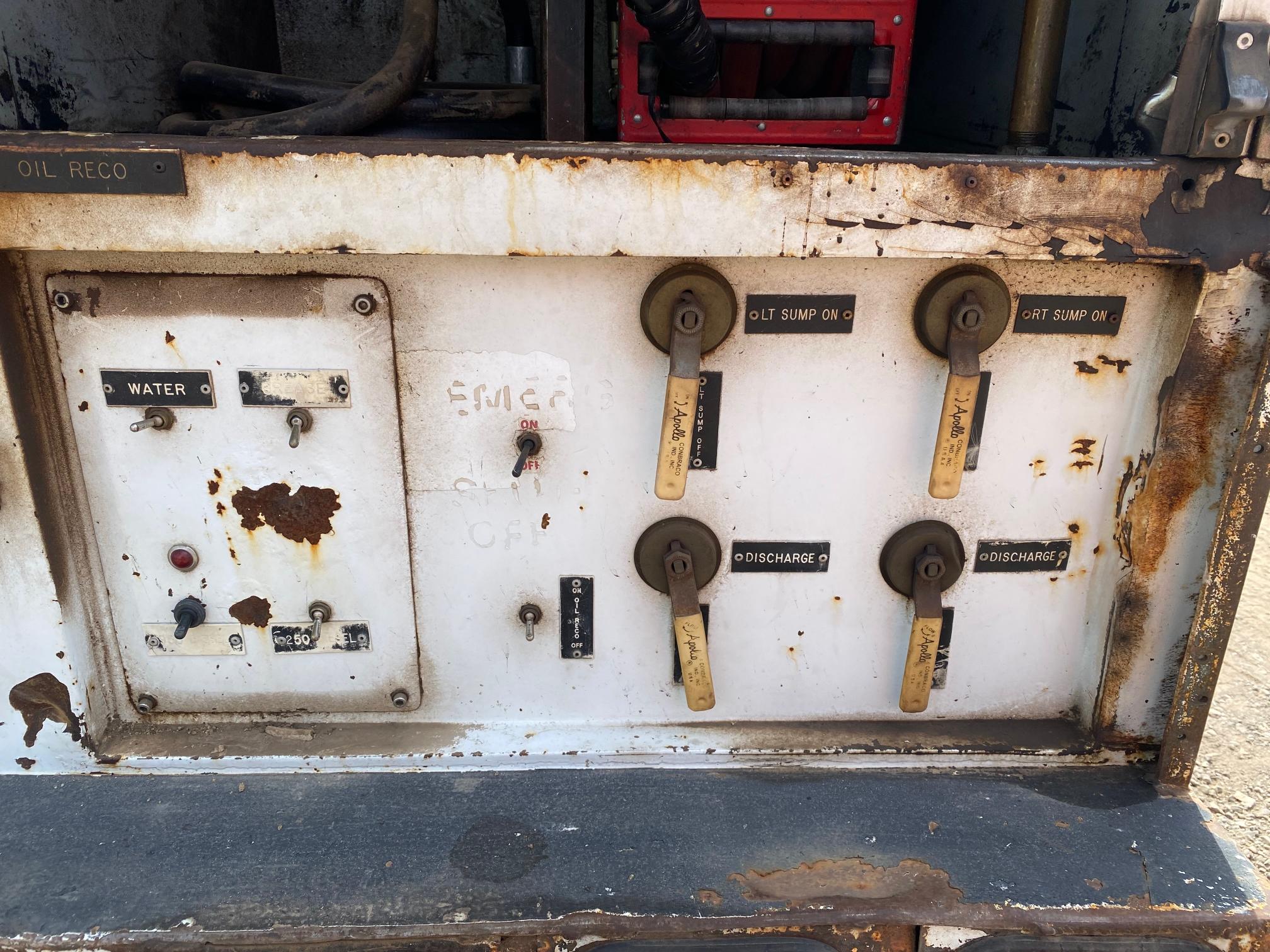 1995 INTERNATIONAL 8100 - Image 16